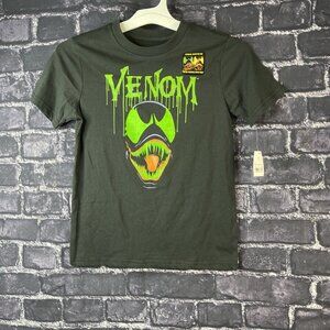 Marvel Venom Medium Boy's Thermal Color Change Shirt